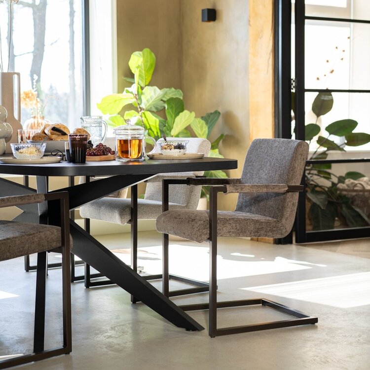 Chaise de salle à manger en velours Lio taupe