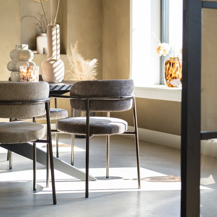 Chaise de salle à manger en velours Gio taupe