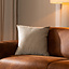 Coussin Anna velours champagne 45 x 45 cm