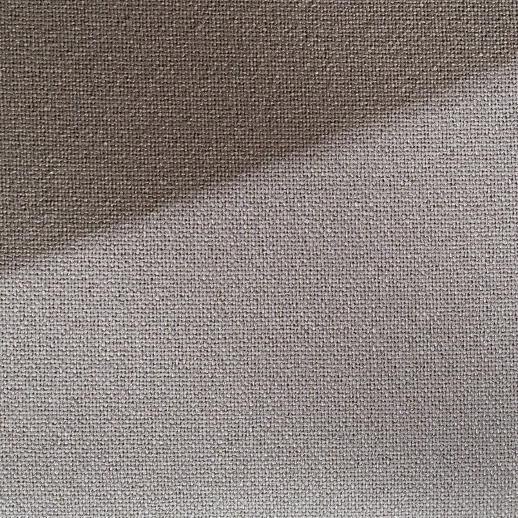 Chaise de salle à manger à roulettes Runa gris clair tissu recyclé