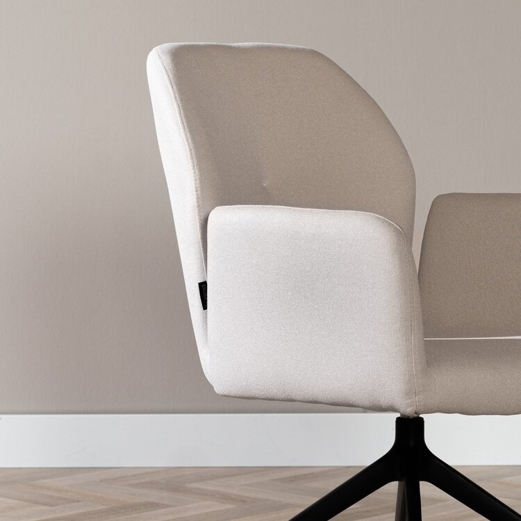 Chaise de salle à manger à roulettes Runa beige tissu recyclé