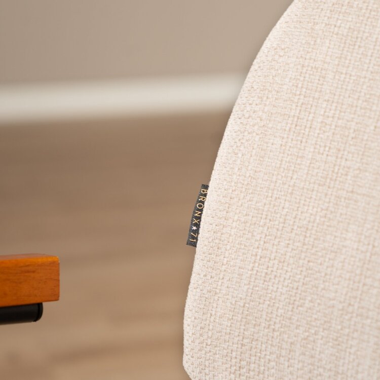 Chaise de salle à manger scandinave Oskar beige en tissu recyclé