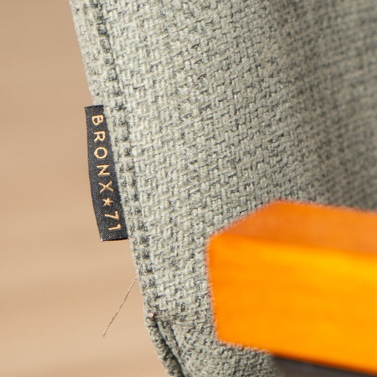 Chaise de salle à manger scandinave Oskar vert en tissu recyclé