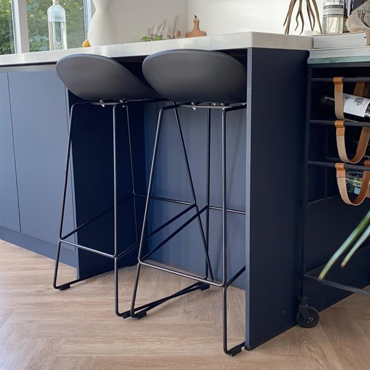 Tabouret de bar Ellen noir design Scandinave 76 cm