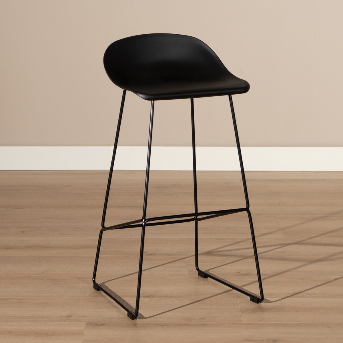 Tabouret de bar Ellen noir design Scandinave 76 cm