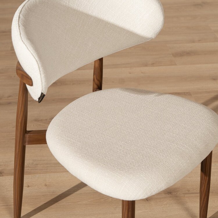 Chaise Lara avec tissu en lin déperlant et structure effet bois | Livin24