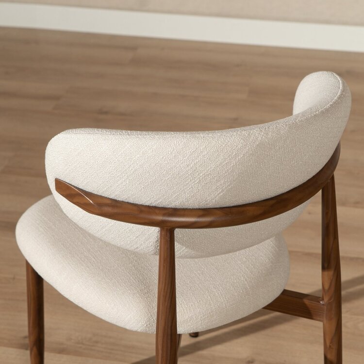 Chaise Lara avec tissu en lin déperlant et structure effet bois | Livin24