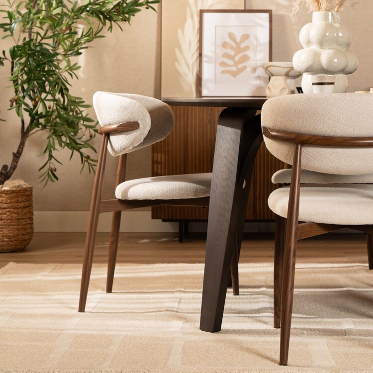 Chaise Lara avec tissu en lin déperlant et structure effet bois | Livin24