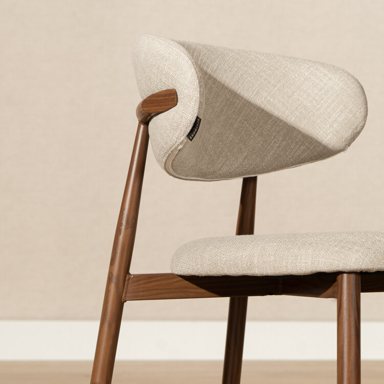 Chaise de salle à manger Lara en lin taupe