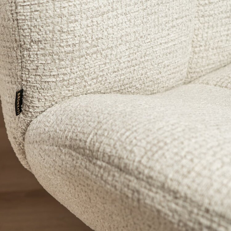 Fauteuil pivotant Moira en tissu chiné beige