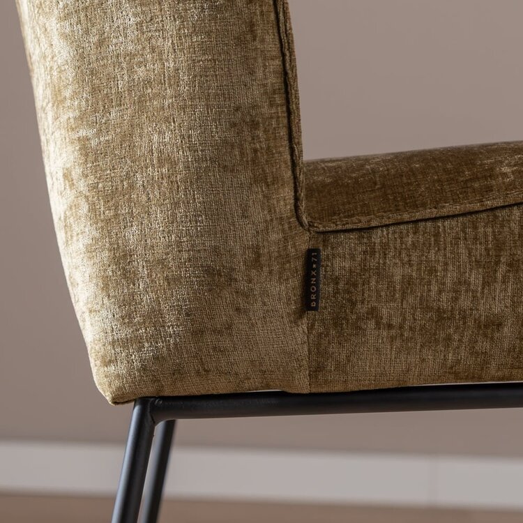 Tabouret de bar Momo en chenille vert olive 73 cm