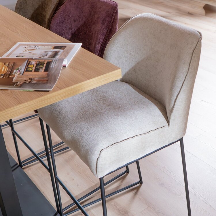 Tabouret de bar Momo en chenille sand 85 cm