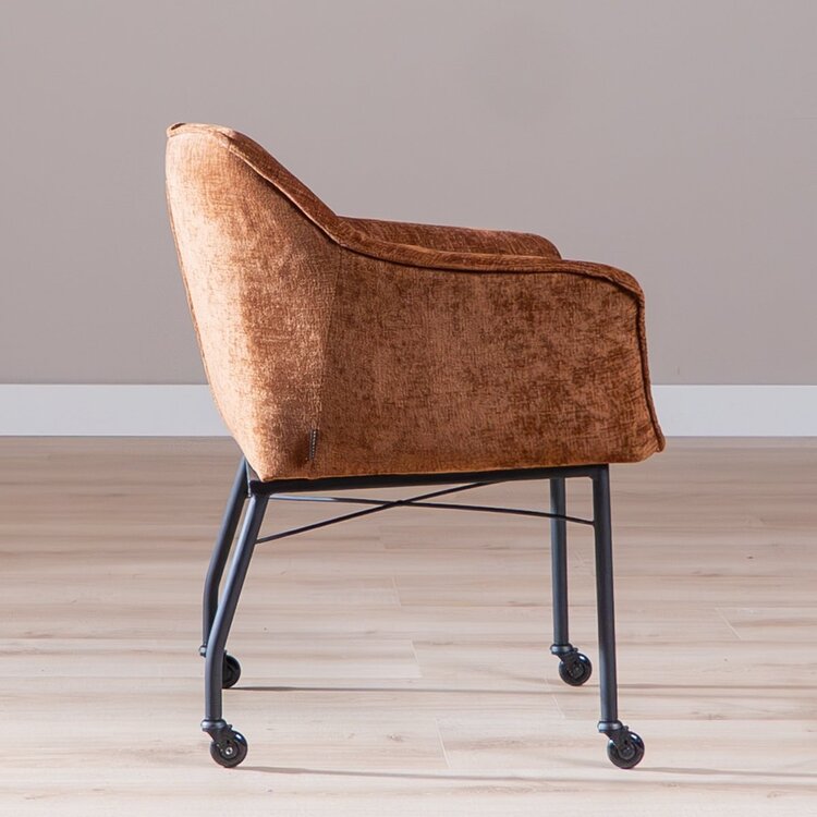 Chaise de salle à manger avec roulettes Enzo chenille cuivre