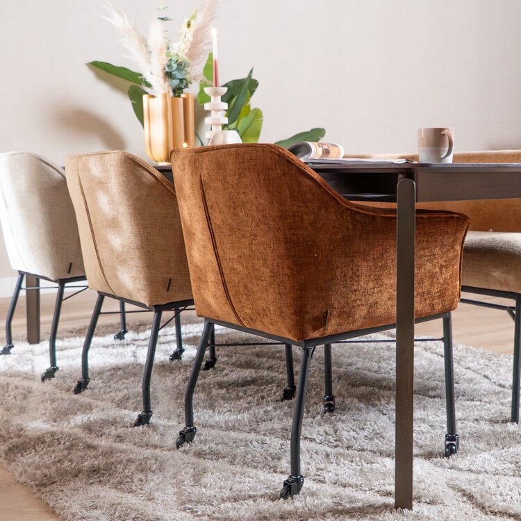 Chaise de salle à manger avec roulettes Enzo chenille cuivre