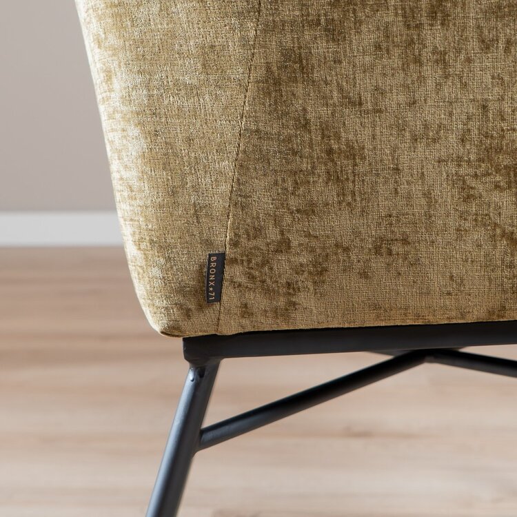 Chaise de salle à manger Nubo en chenille olive