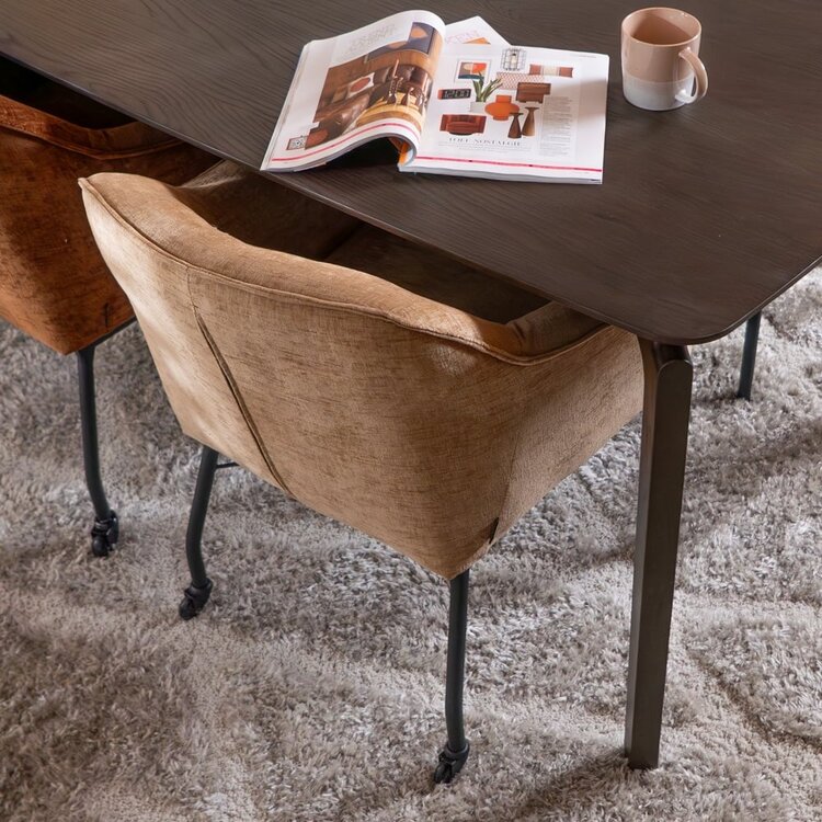 Chaise de salle à manger avec roulettes Enzo chenille peach