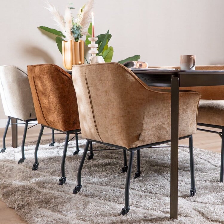 Chaise de salle à manger avec roulettes Enzo chenille peach