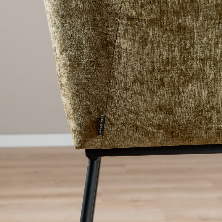 Tabouret de bar Nubo en chenille vert olive 85 cm