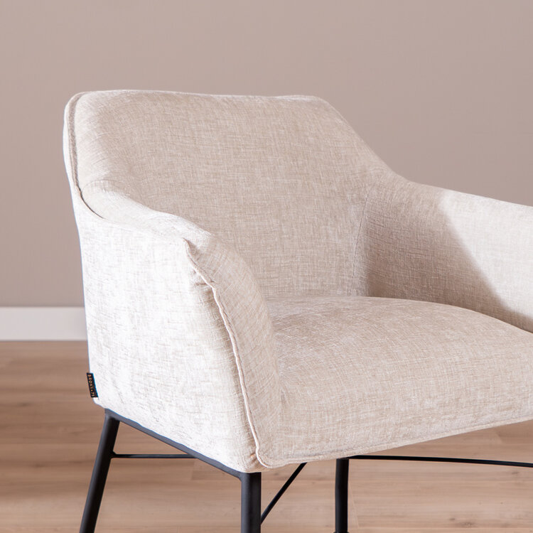 Chaise de salle à manger avec roulettes Enzo chenille sand