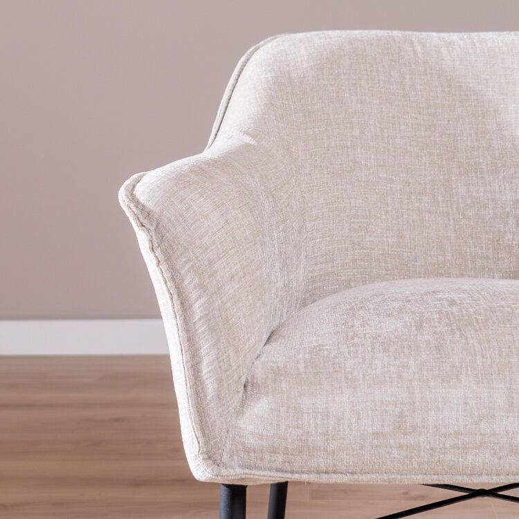 Chaise de salle à manger avec roulettes Enzo chenille sand