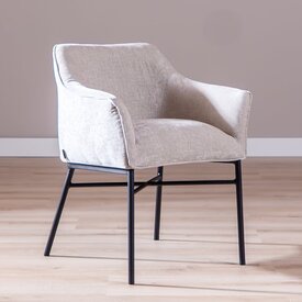 Chaise de salle à manger Nubo en chenille sand