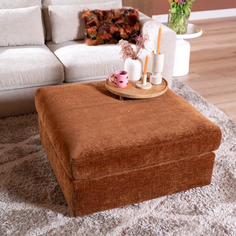 Pouf Kyle en chenille cuivre