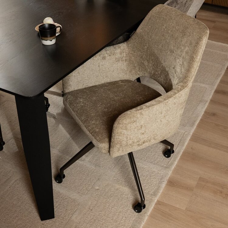Chaise de salle à manger à roulettes Mexx velours taupe