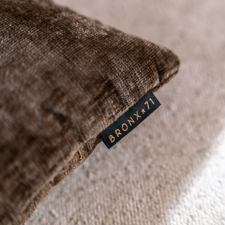 Coussin décoratif Evi chenille mocha 45 x 45