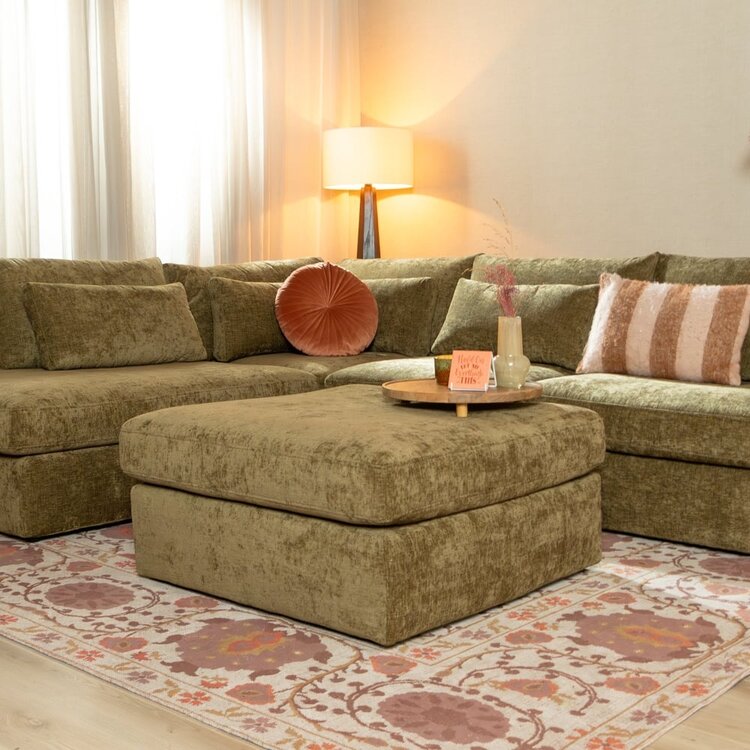 Pouf Kyle en chenille vert olive