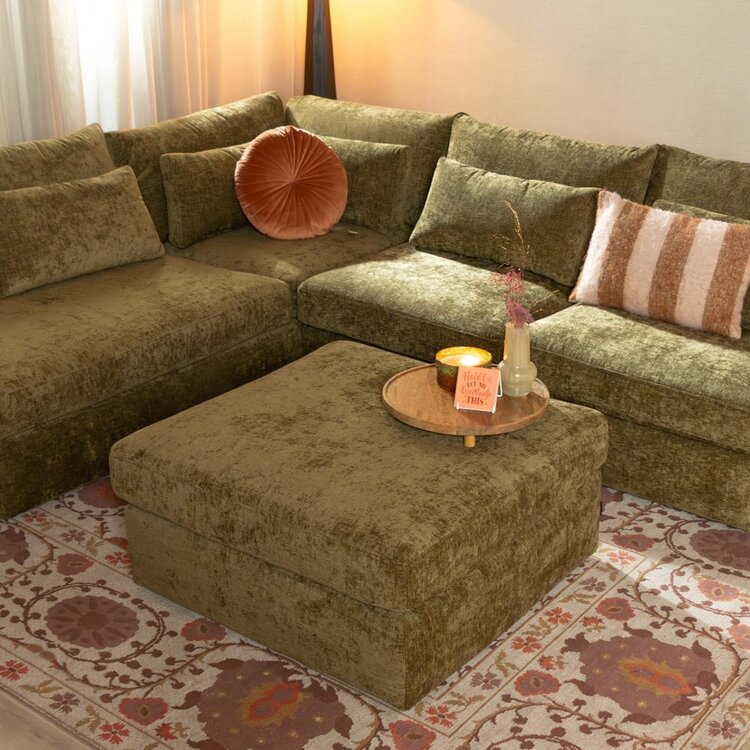 Pouf Kyle en chenille vert olive