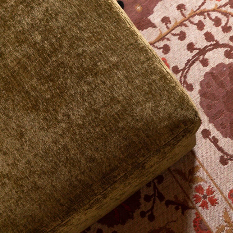 Pouf Kyle en chenille vert olive