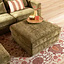 Pouf Kyle en chenille vert olive