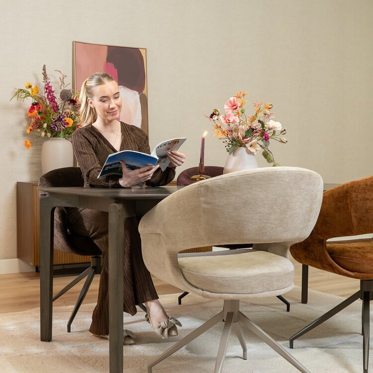 Chaise de salle à manger Suzie pivotante velours brun