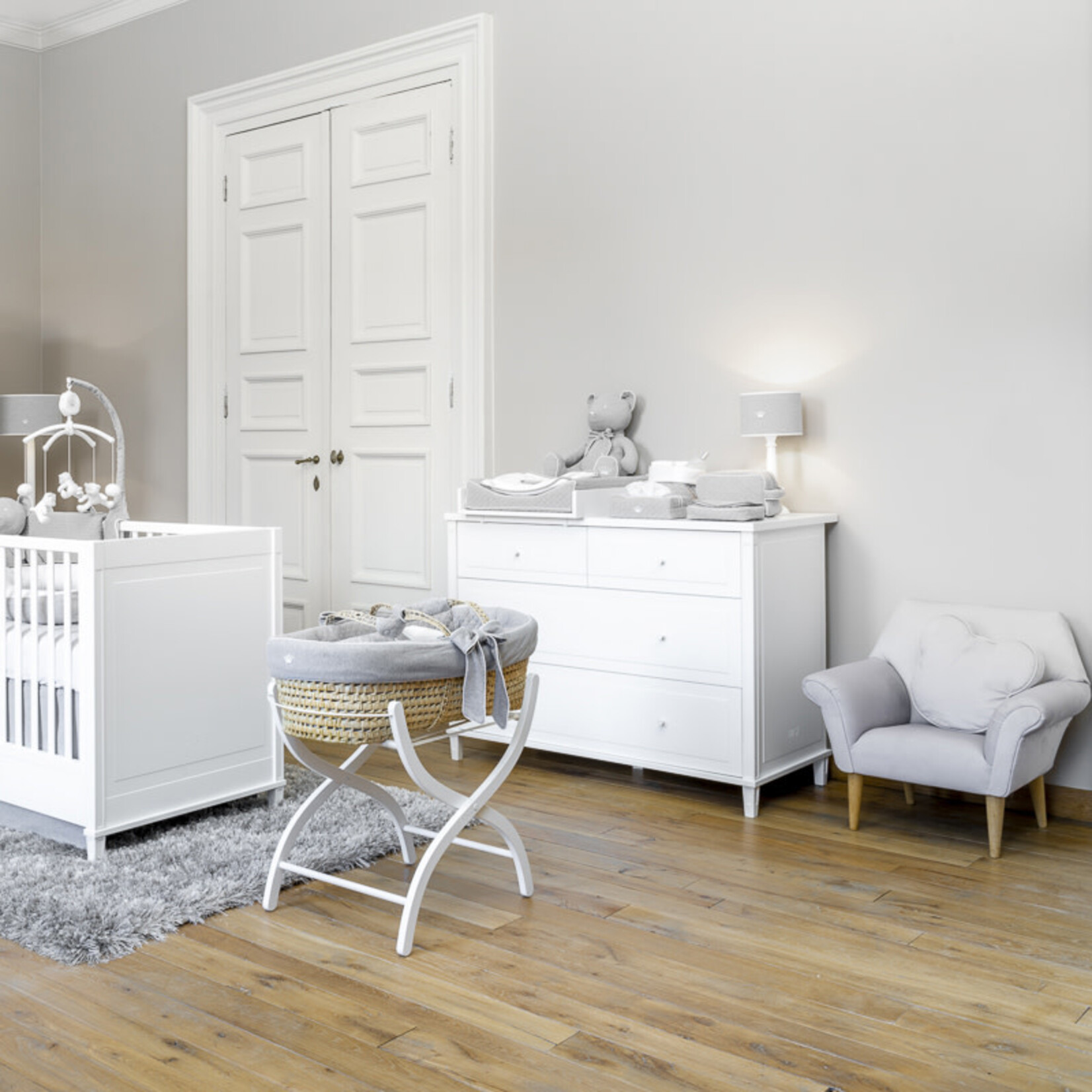 First dresser   GIO'