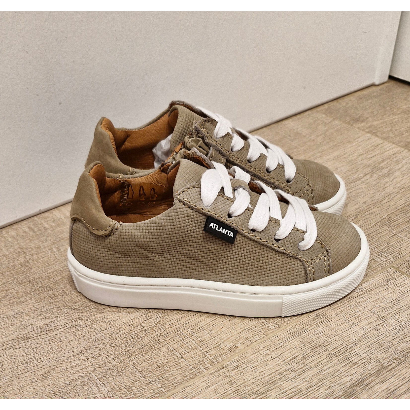 Atlanta Sneaker laces & zip Olive pixel & nubuk