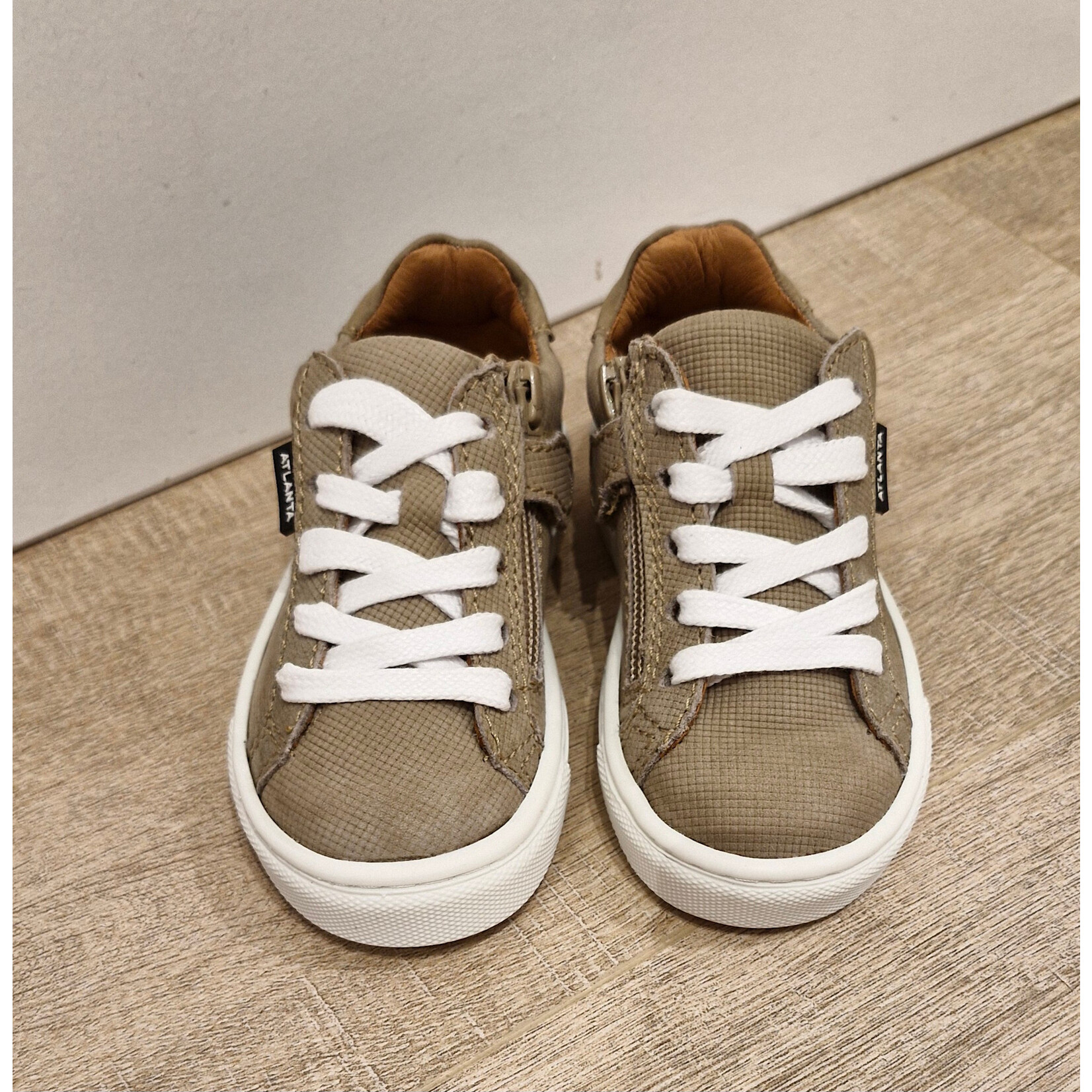 Atlanta Sneaker laces & zip Olive pixel & nubuk