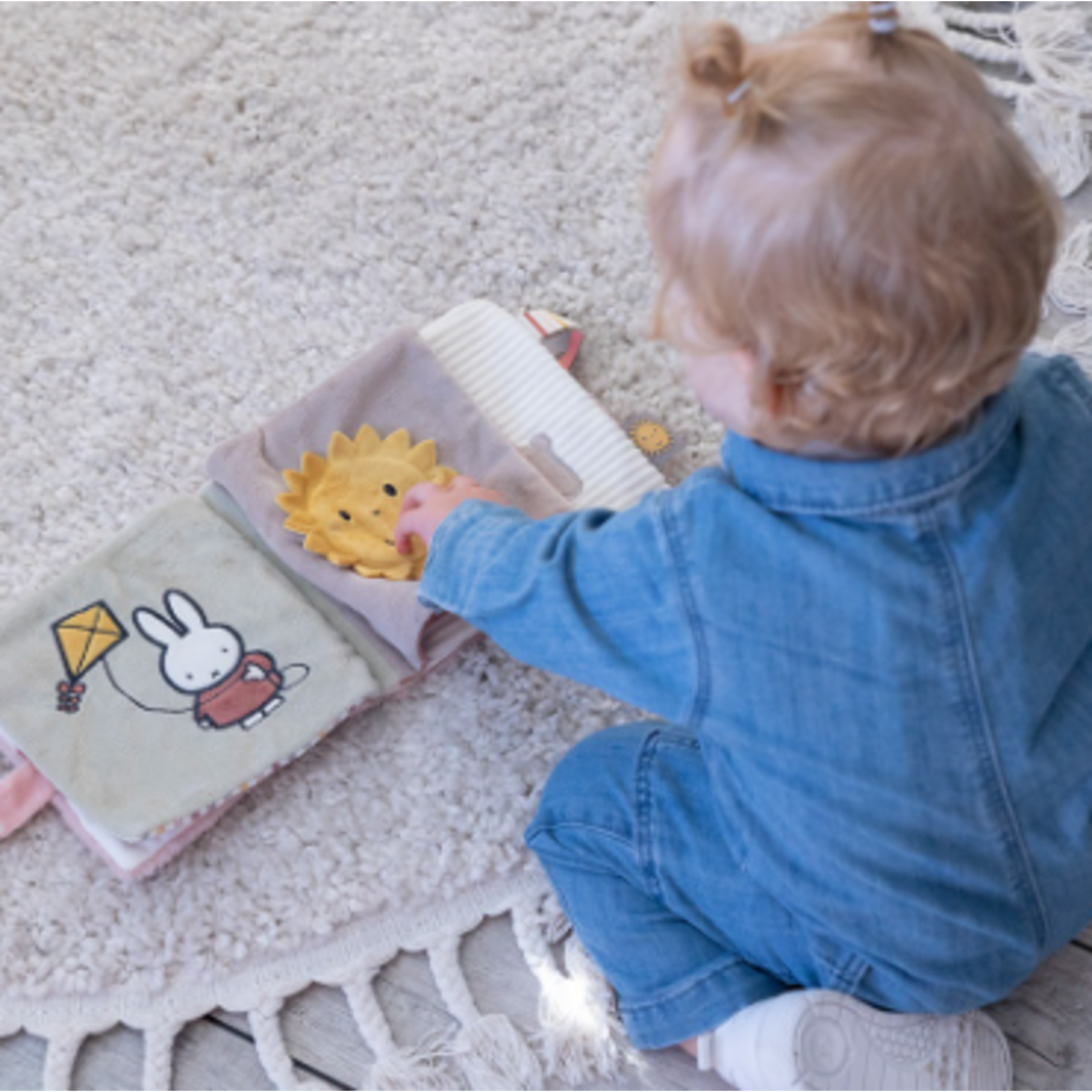 Nijntje Activiteitenboekje Nijntje Fluffy Pink