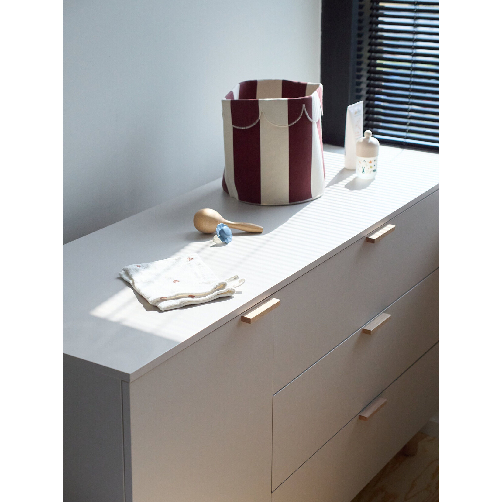 Béaba Mand - Biscuit Dreams - 20x25cm - Burgundy