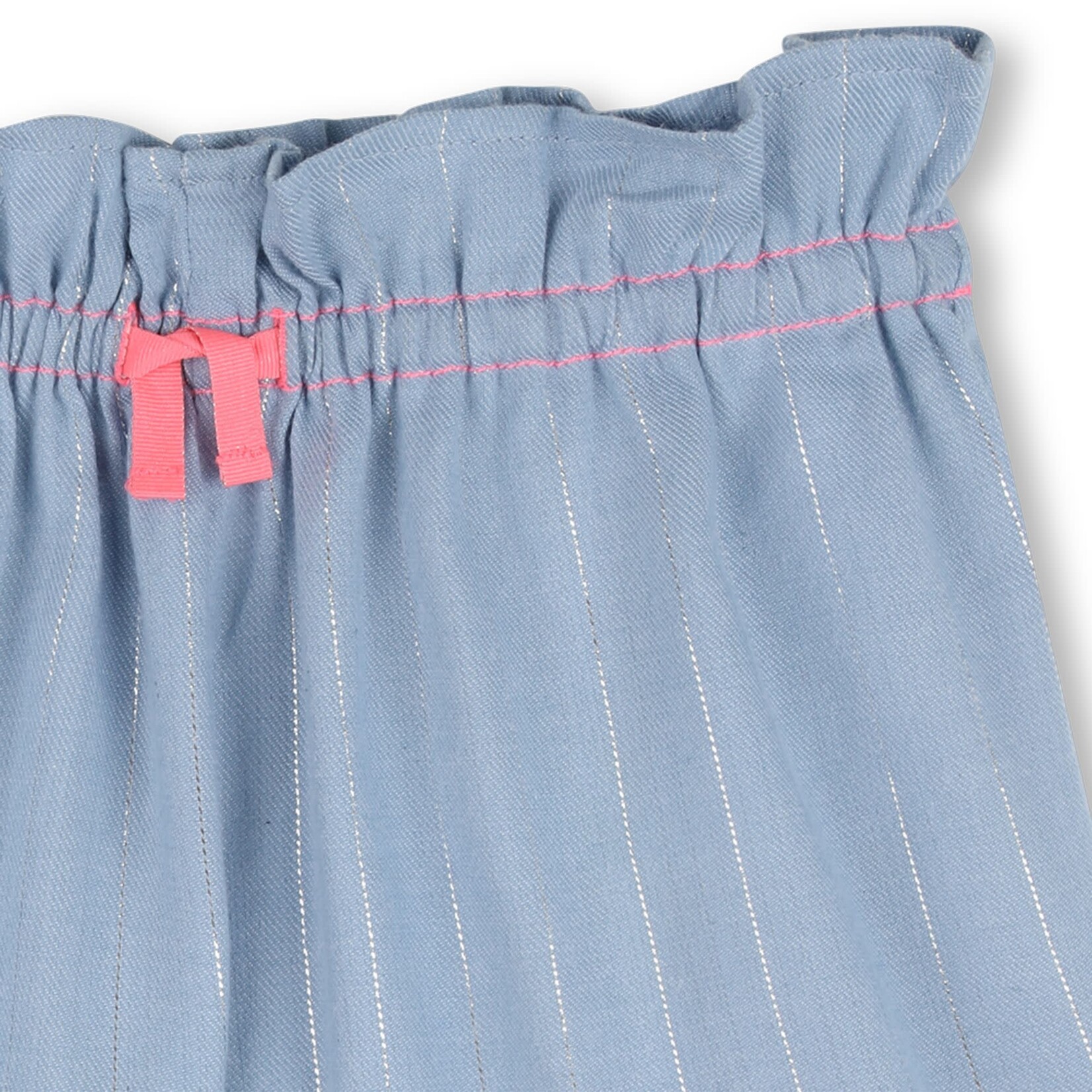 BILLIEBLUSH SHORT, BERMUDA BLEACH U21883