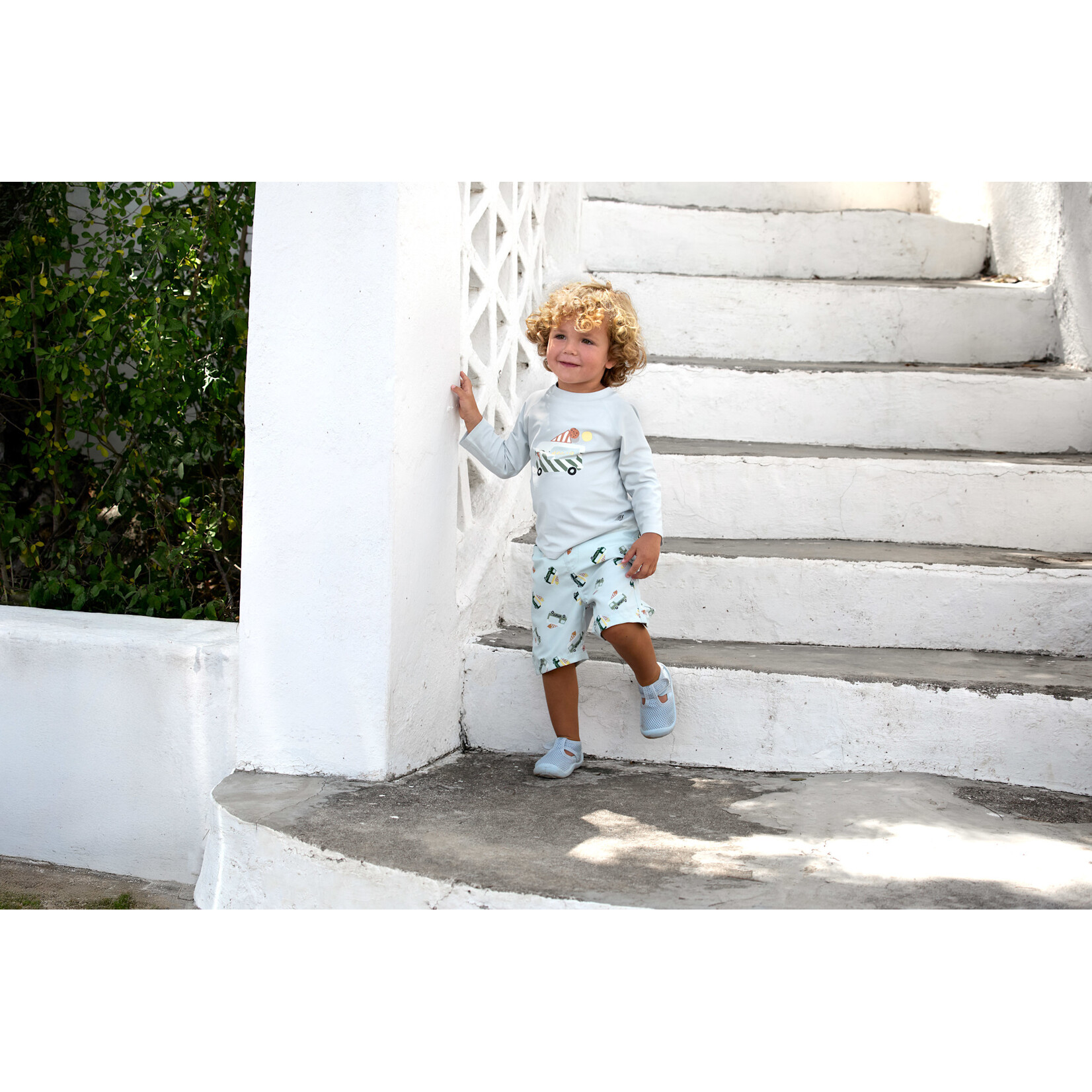 Lässig Board Shorts Ice Cream Truck illusion blue