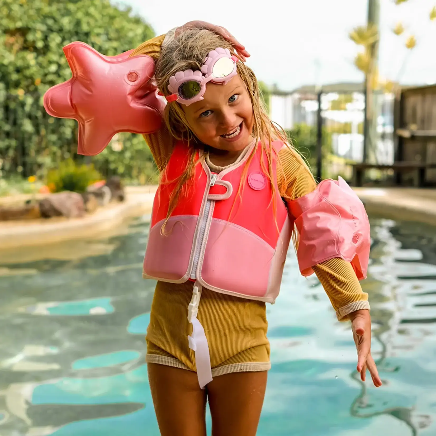 Sunnylife Swim Vest 2-3 year - Melody the Mermaid Neon Strawberry
