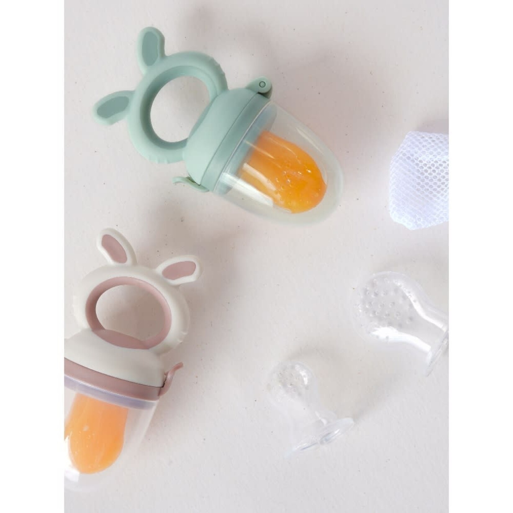 Bo Jungle Baby Janssens: Foxy Fruit Feeder 4-in-1 Mint