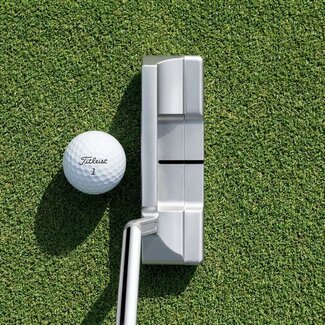 Scotty Cameron  Scotty Cameron Studio Style New Port 2.5+ RH