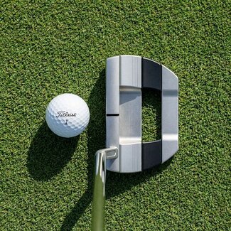 Scotty Cameron  Scotty Cameron Studio Style Fastback 1.5 RH