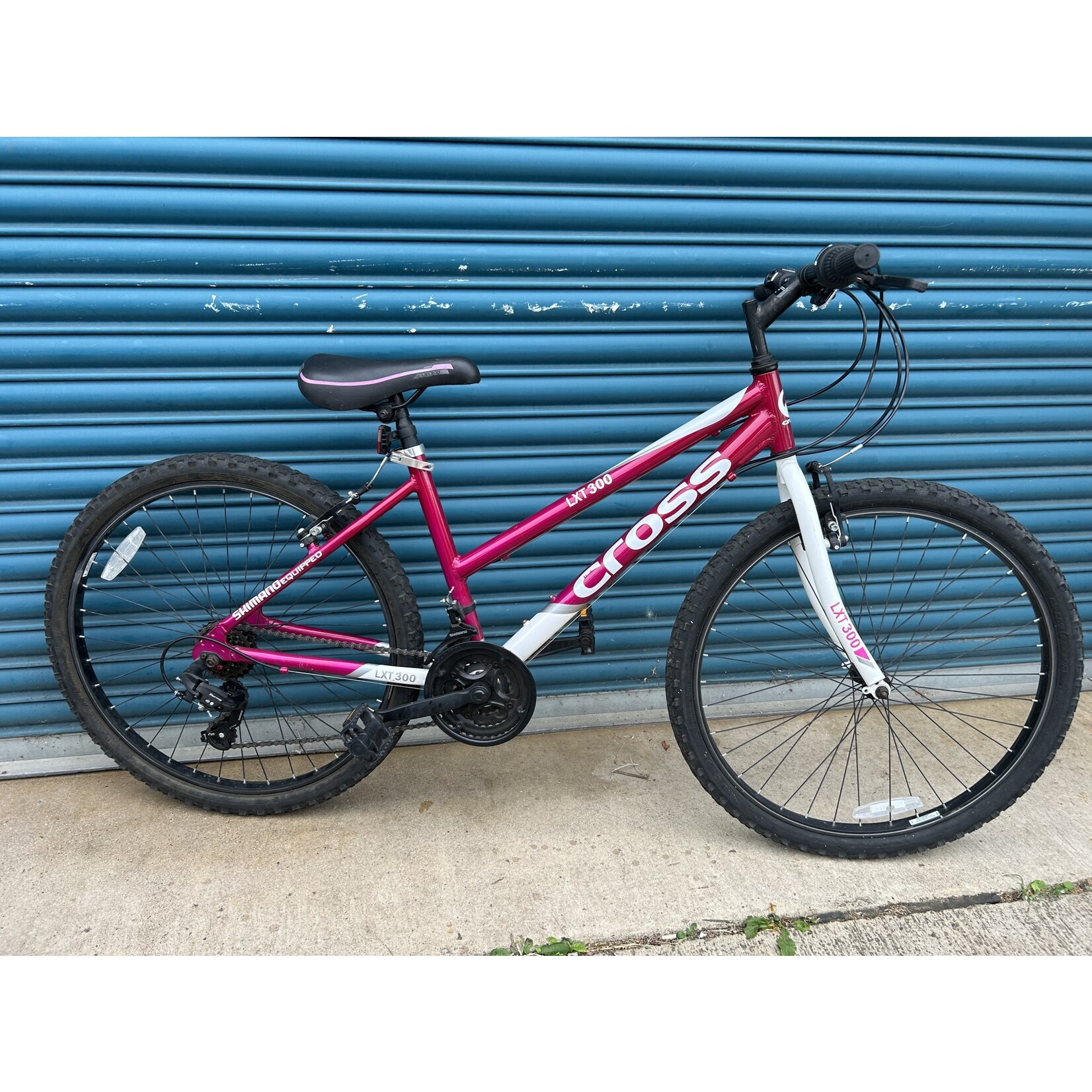 Frog Bikes Pre Loved Cross LXT300 Low Step MTB