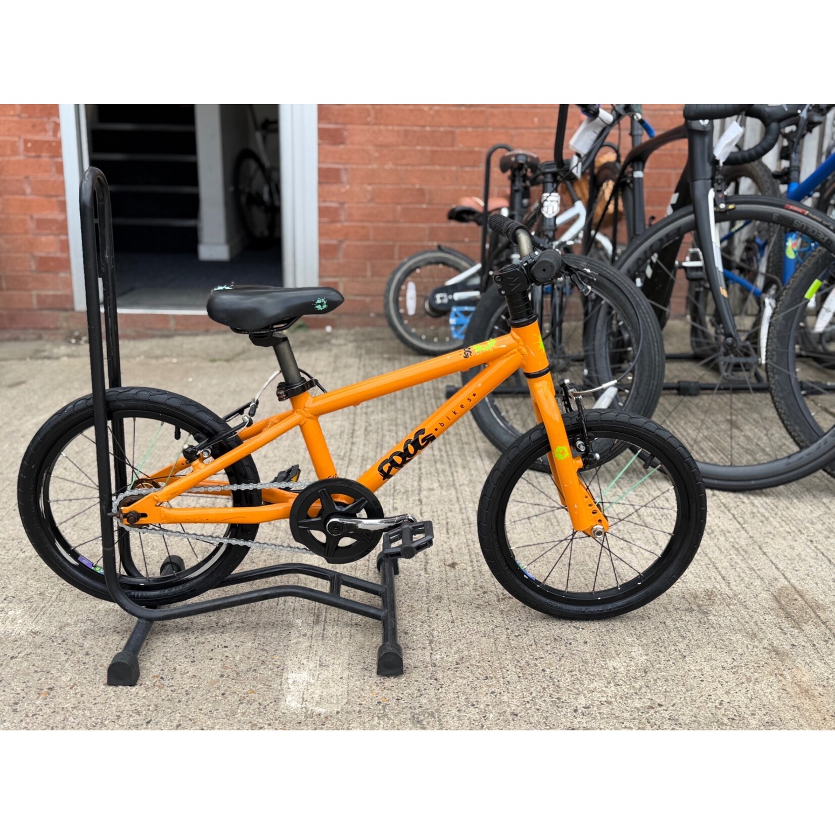 Frog Bikes Frog 48 Kids Bike Pre Loved Orange