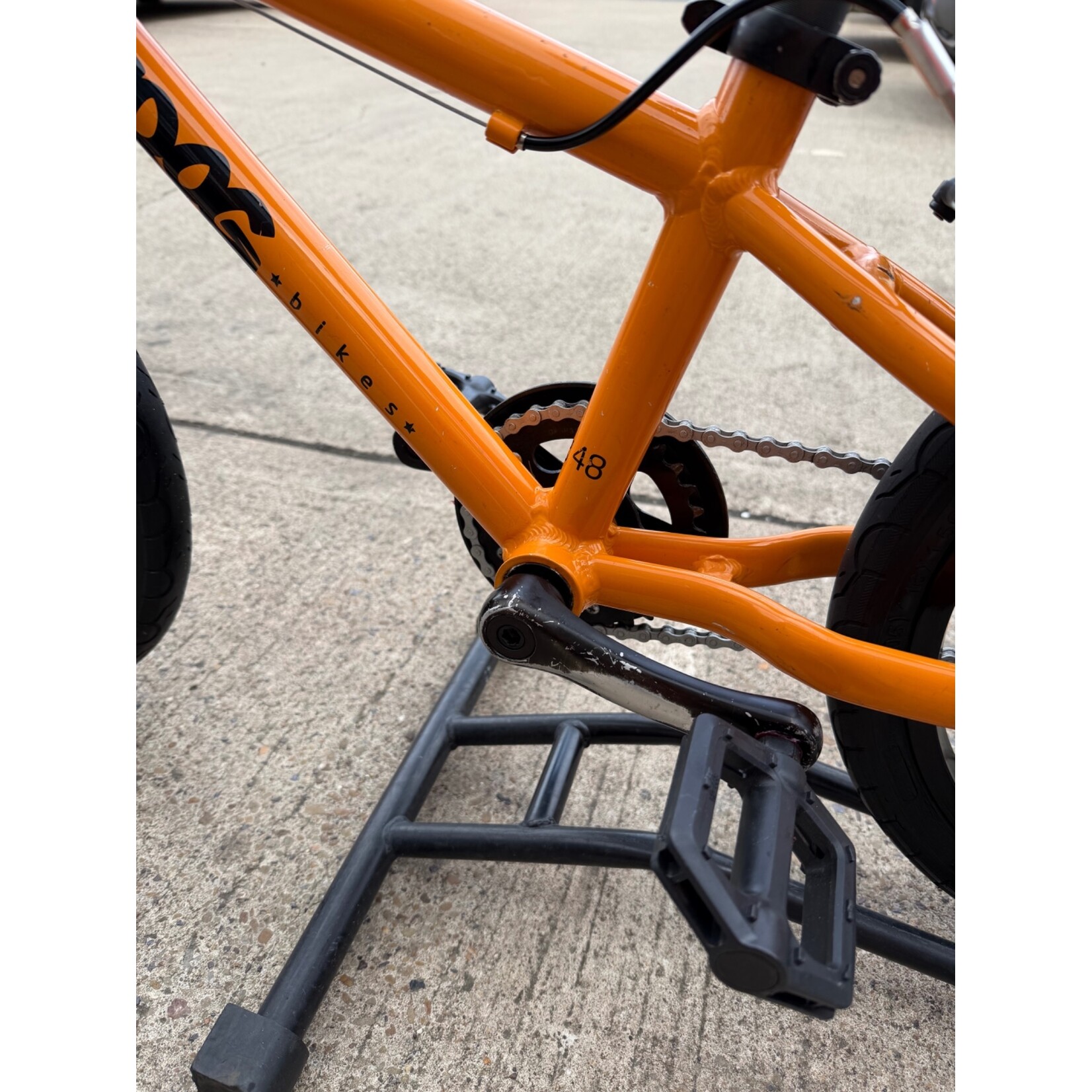 Frog Bikes Frog 48 Kids Bike Pre Loved Orange
