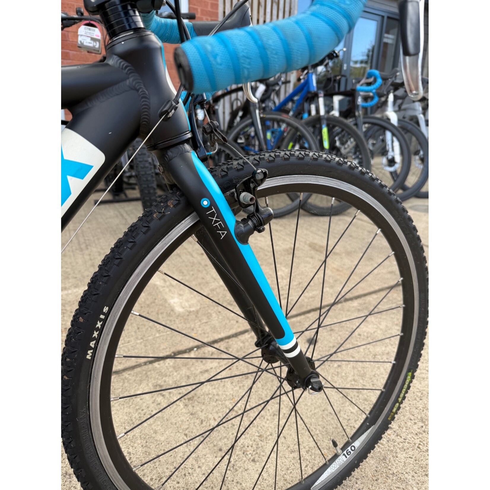 Worx Junior JA24 Road & Cyclocross Bike Pre Loved