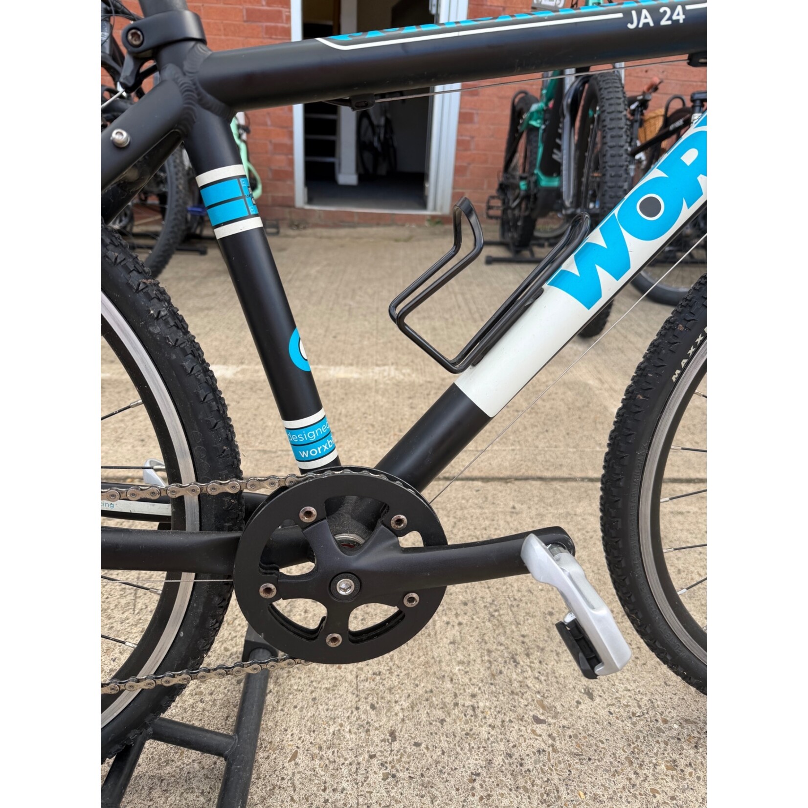 Worx Junior JA24 Road & Cyclocross Bike Pre Loved