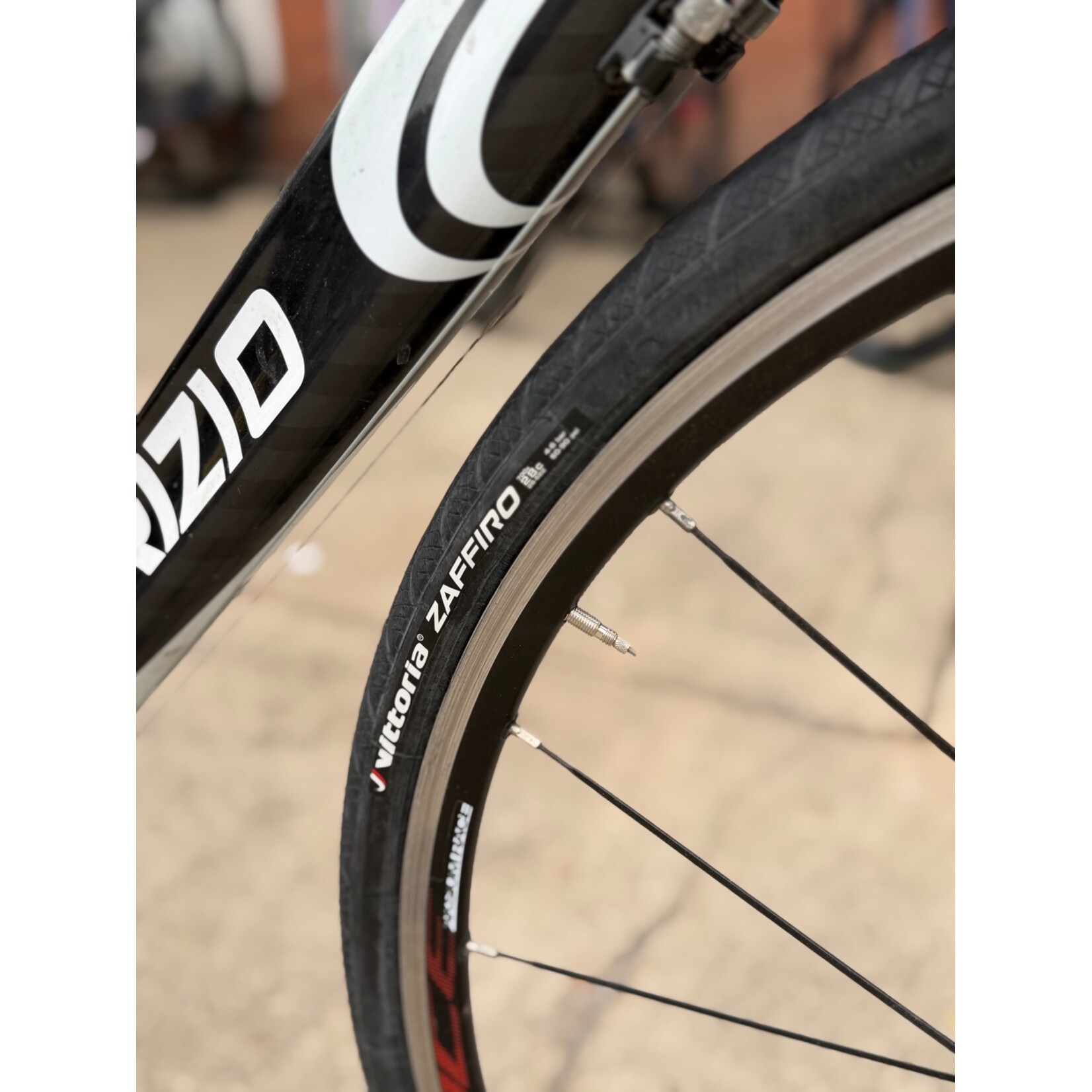 Maurizio K-Light Carbon Road Bike Pre Loved
